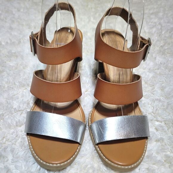 Old Navy Tan & Silver Block Heel Chunky Strap Heeled Sandal - Picture 3 of 8